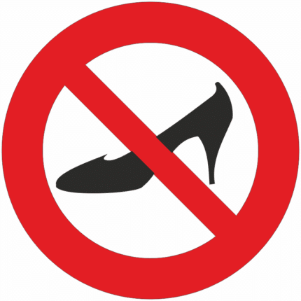 Zákaz vstupu v obuvi